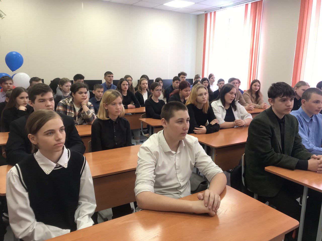 Школы. Маоу начальная школа-детский сад 52. Учитель немецких учителей. Островновская сош. Островновская сош.